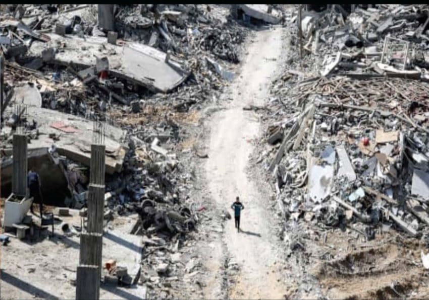 Ciudad destruida consecuencia de la guerra